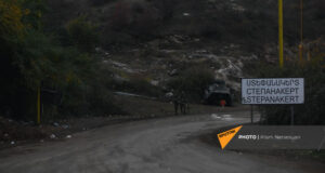 Ադրբեջանցիները քանդում են գերեզմանաքարերը և օգտագործում դրանք Հադրութից Շուշի տանող ճանապարհի շինարարության համար․ Sputnik Արմենիա